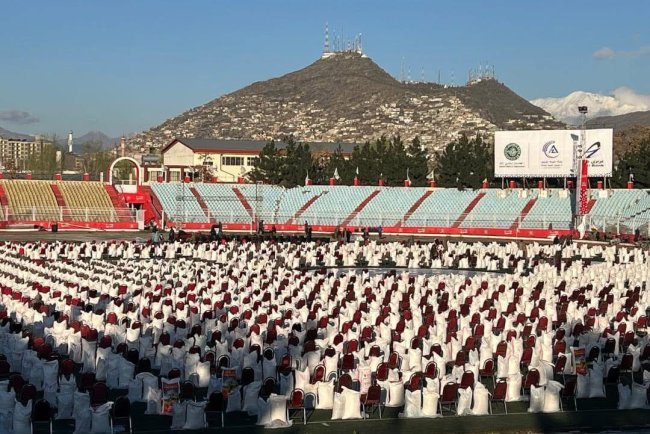 بنیاد خیریه عزیزی ۲۰ هزار بسته مواد خوراکی را در رمضان ام‌سال برای خانواده های بی بضاعت در کشور توزیع کرده است